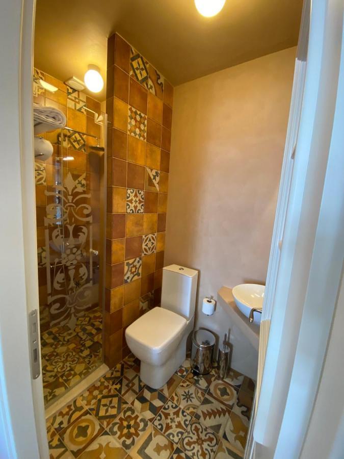 Hotel Tsarsi カストリア エクステリア 写真