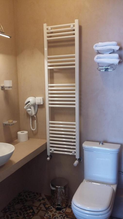 Hotel Tsarsi カストリア エクステリア 写真